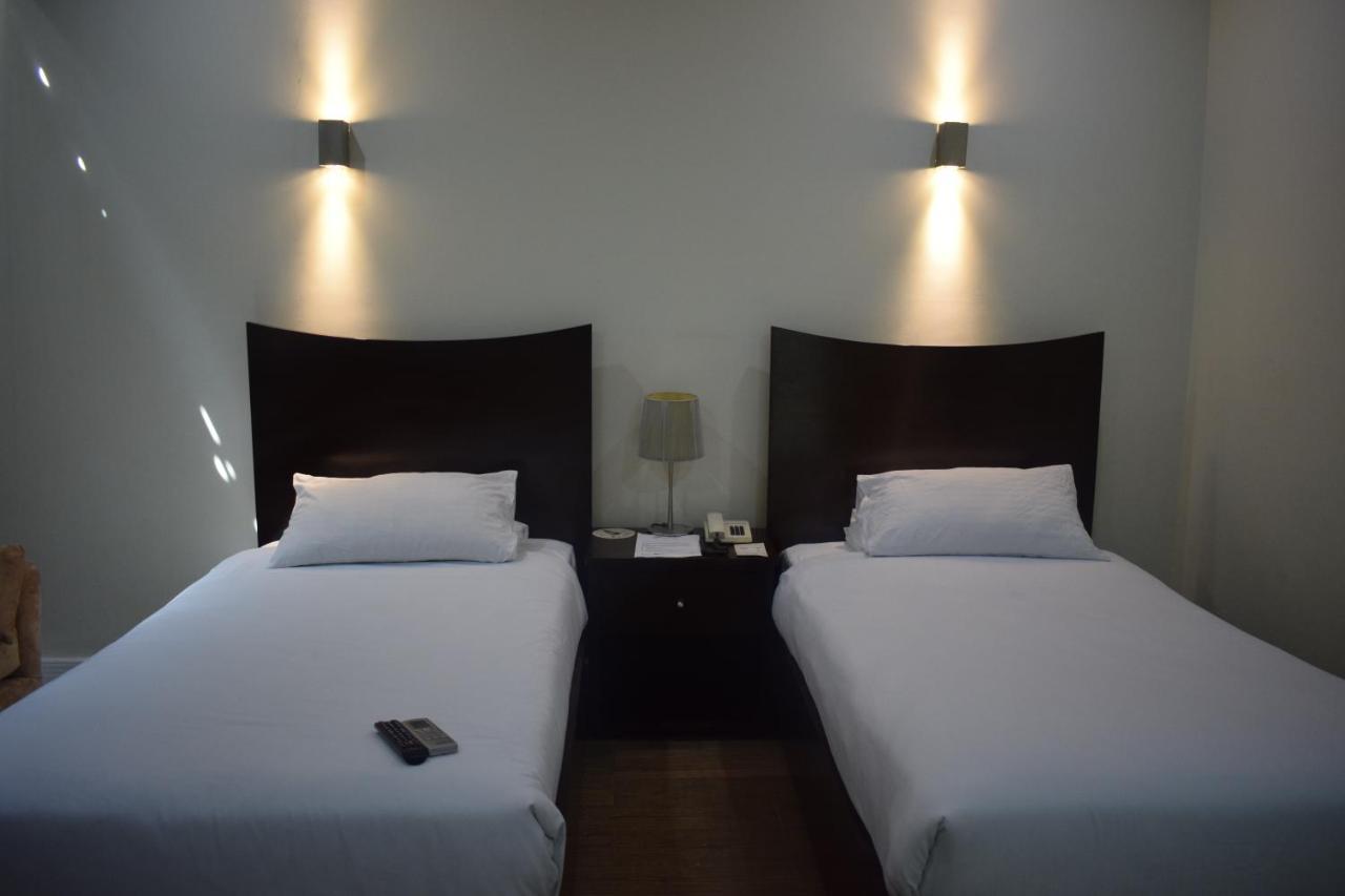 Hotel Akbars Kinara Sialkot Eksteriør billede